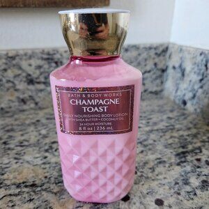 NEW BATH AND BODY WORKS CHAMPAGNE TOAST DAILY NOURISHING 24 HOUR 8 OZ LOTION